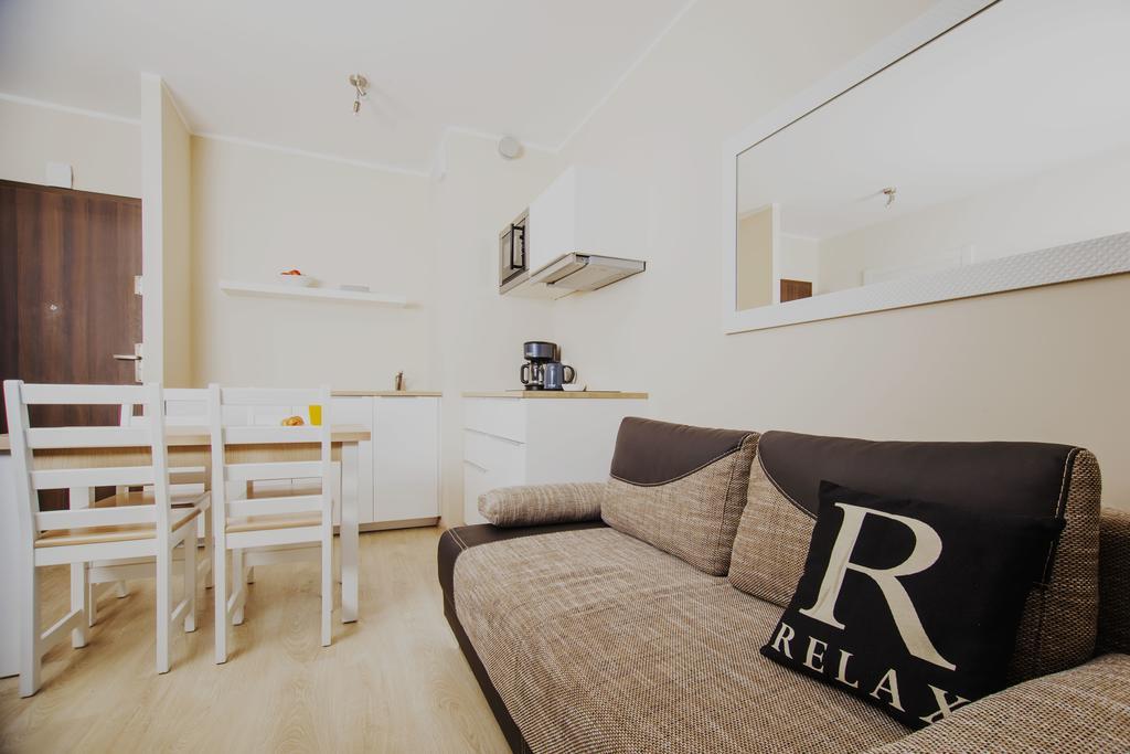 Holidays Home Apartamenty Chmielna Gdansk Bagian luar foto