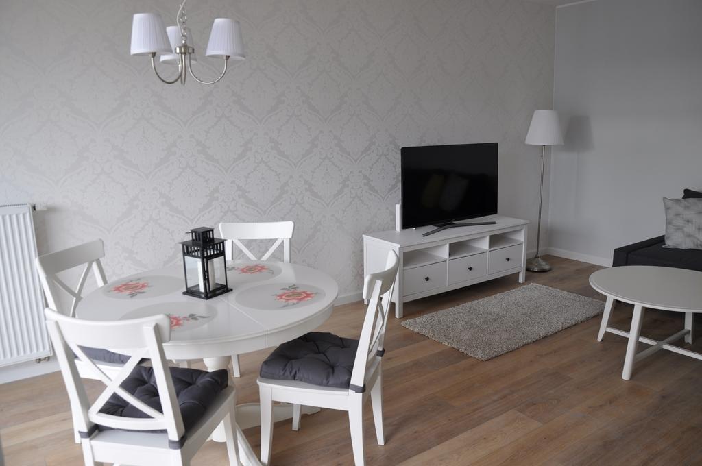 Holidays Home Apartamenty Chmielna Gdansk Ruang foto